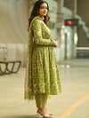 Parrot Colour Rayon Printed Kurti With Pant Dupatta Wholesalers In Delhi Aaradhna 2058